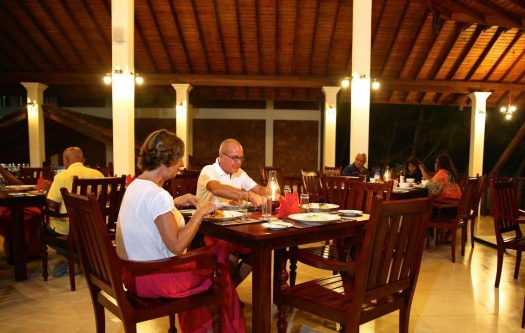 Whispering Palms Hotel Μπεντότα Εξωτερικό φωτογραφία